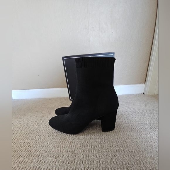 Mia Erika Black Knit Ankle Boots with Block Heel - Picture 11 of 15